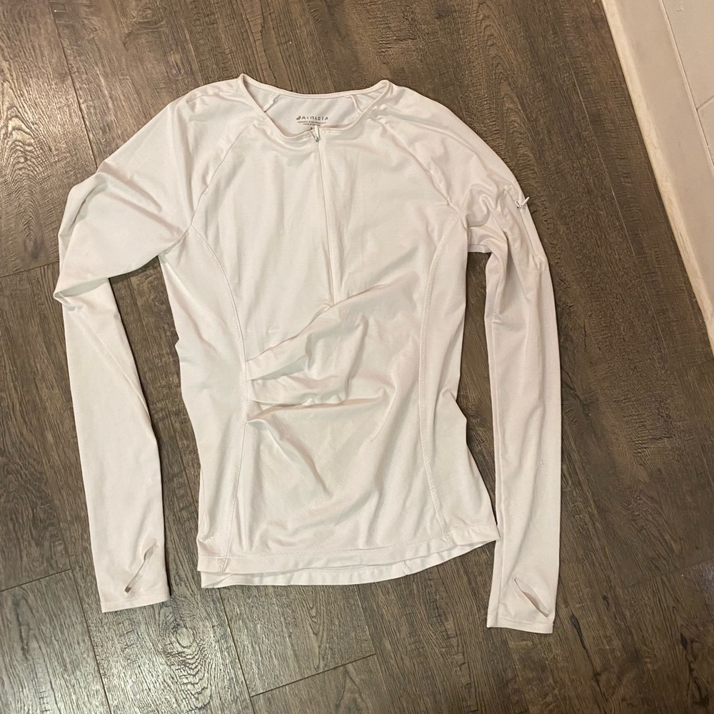Athleta long sleeve athletic shirt size small